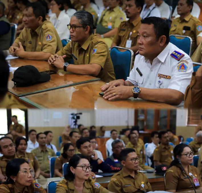Pemerintah Kabupaten Klungkung berkomitmen penuh mendukung program strategis Pemerintah Pusat melalui percepatan digitalisasi Bantuan Sosial (Bansos)